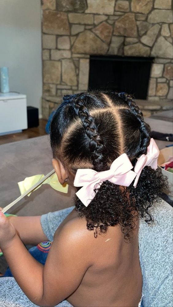 Penteados para cabelos cacheados infantil: Dicas e Inspirações